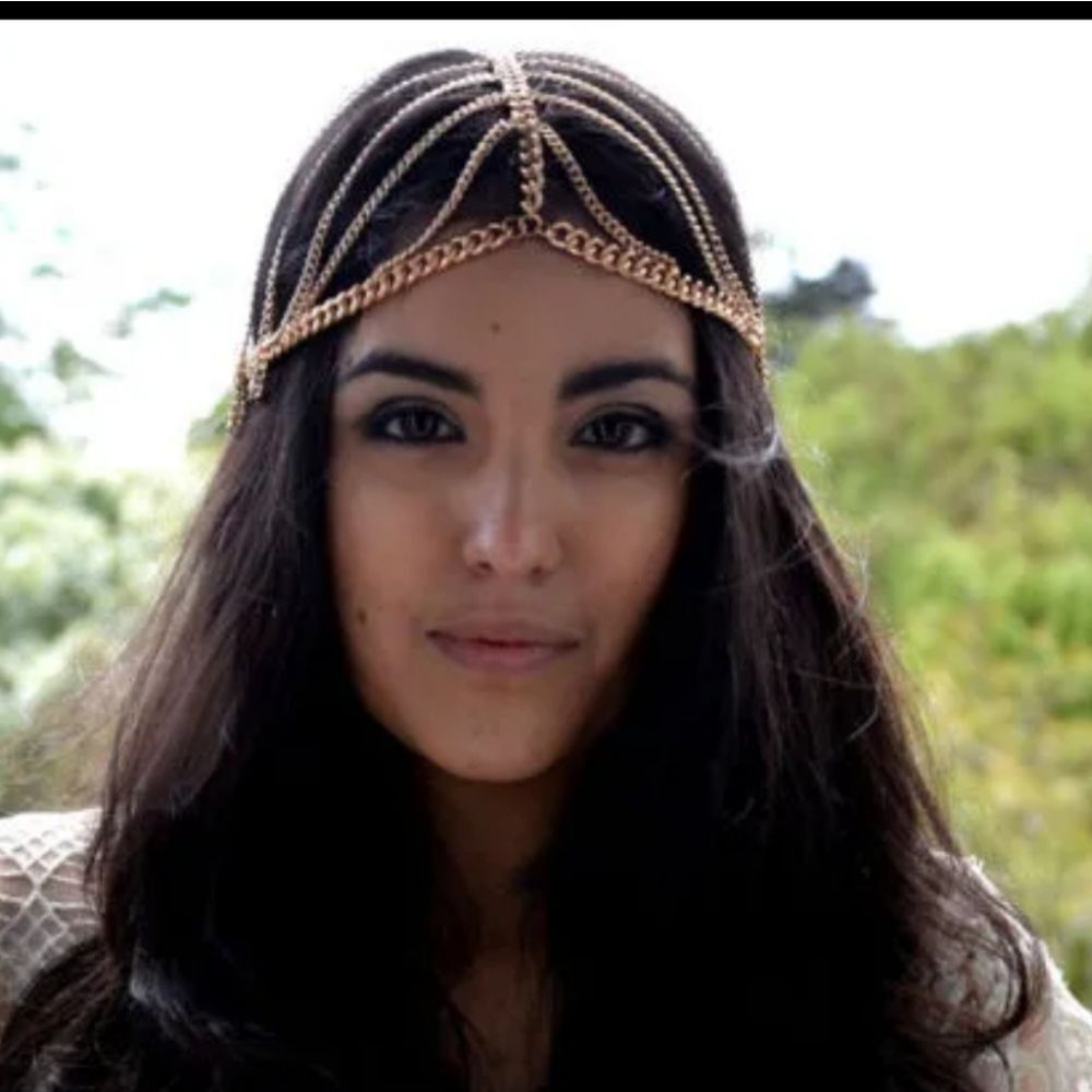 NWOT Gold Head Chain